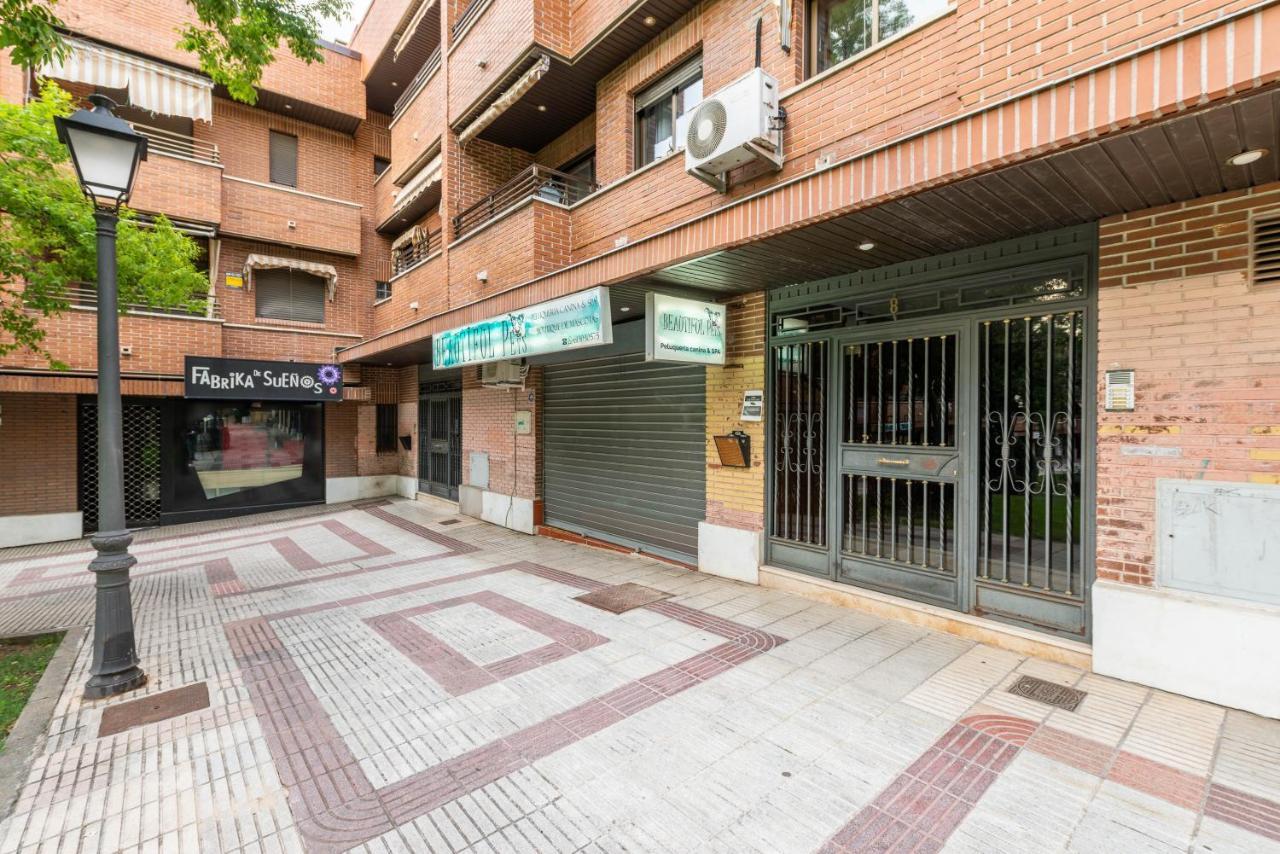 Bonita Habitacion Con Balcon Villaviciosa de Odón エクステリア 写真