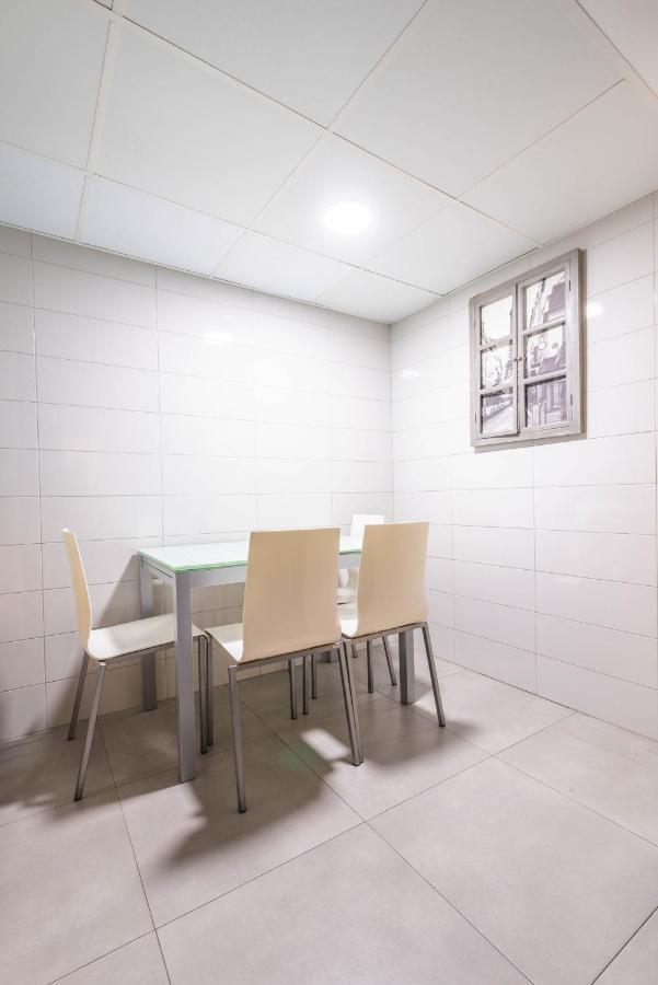 Bonita Habitacion Con Balcon Villaviciosa de Odón エクステリア 写真