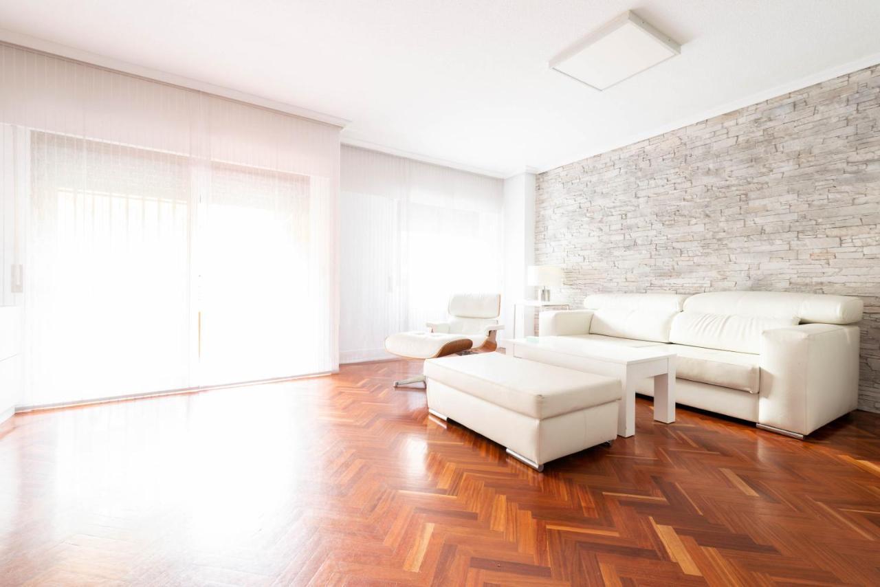 Bonita Habitacion Con Balcon Villaviciosa de Odón エクステリア 写真