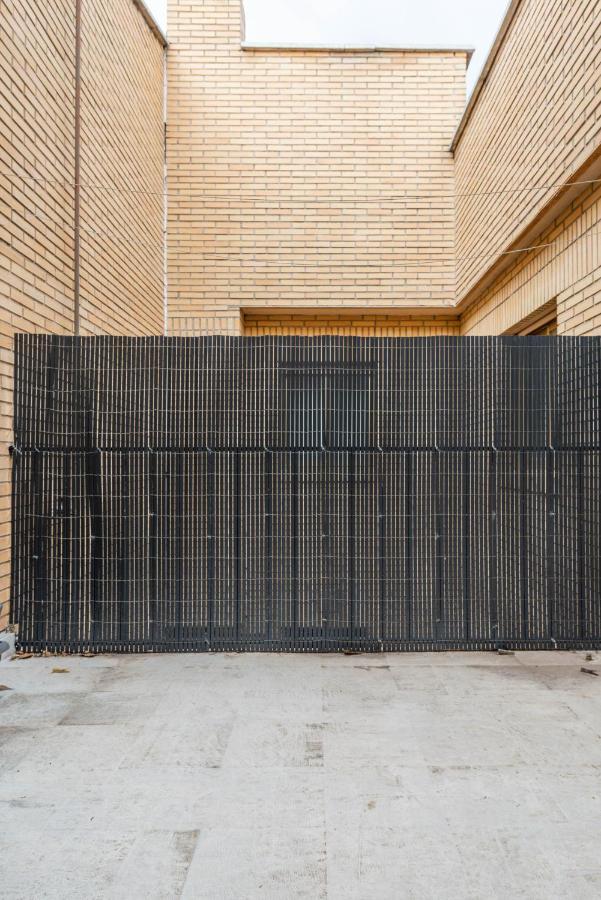 Bonita Habitacion Con Balcon Villaviciosa de Odón エクステリア 写真