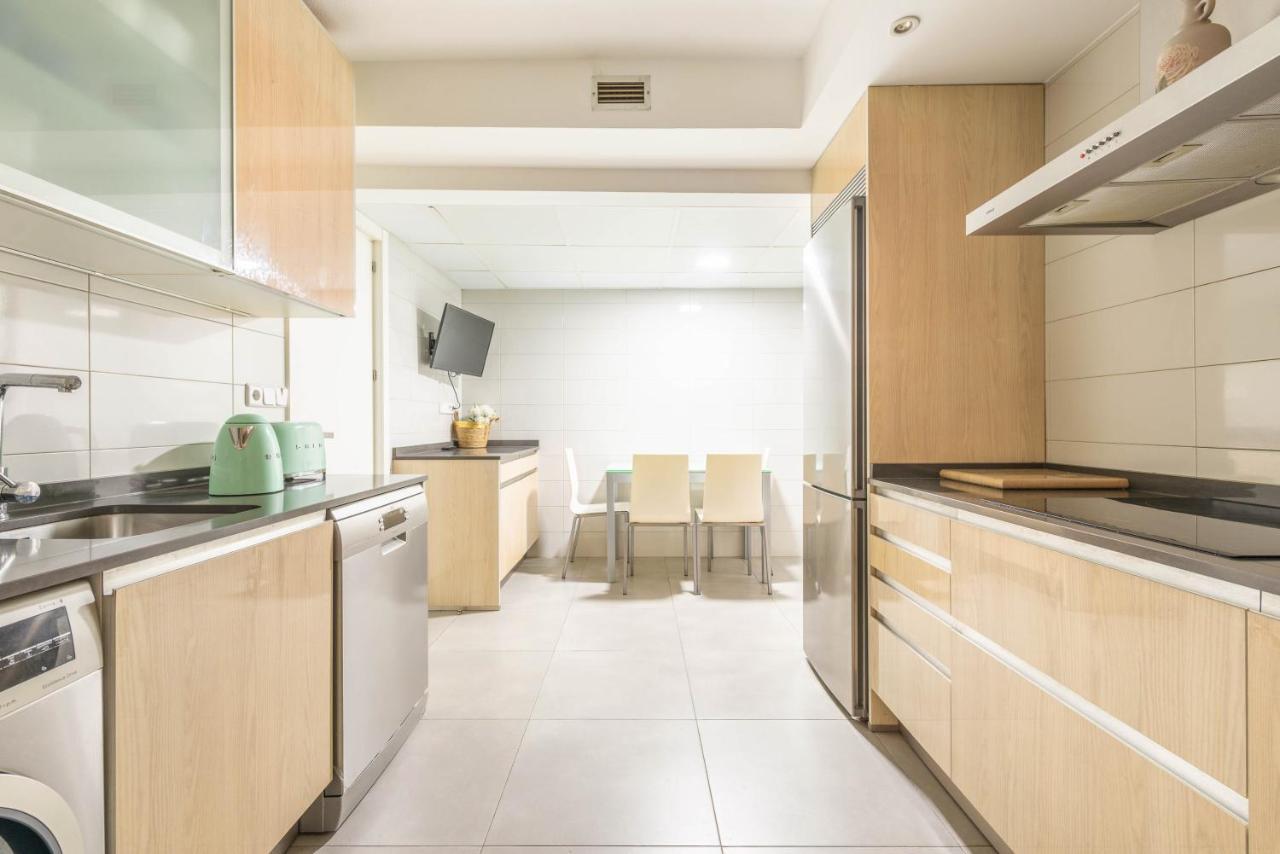 Bonita Habitacion Con Balcon Villaviciosa de Odón エクステリア 写真